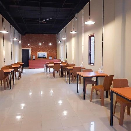 Hotel Reddoorz Syariah Near Transmart Jambi 2 Palmerah Exterior foto